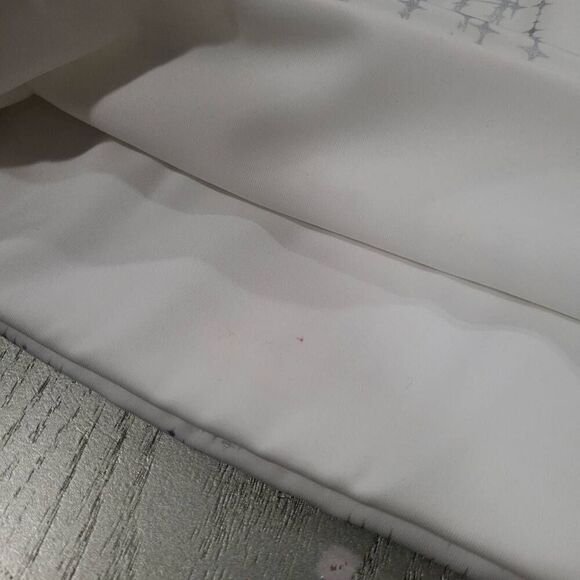 Zumba Dance Floor Sport Bra Wear It Out White NWOT Size M (G010) - Picture 4 of 6